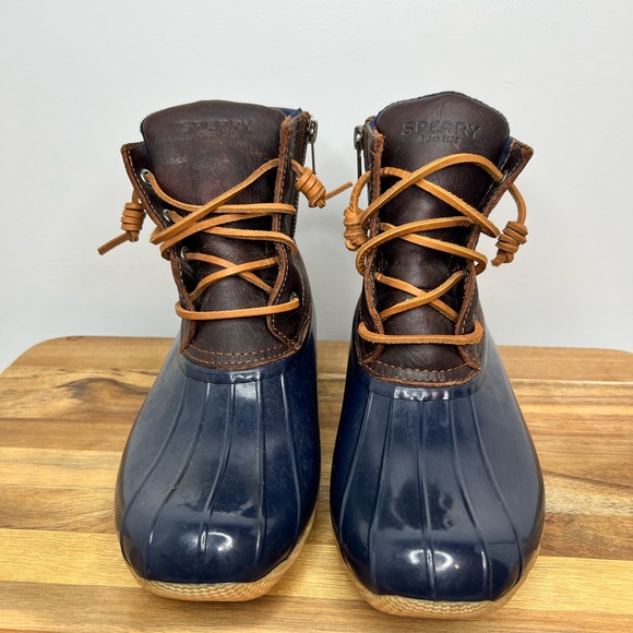 Sperry Shoes - Sperry Topsider Saltwater Core Duck Boot Womens Size 8 Brown/Navy